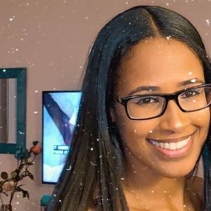 Meet your Posher, Dana